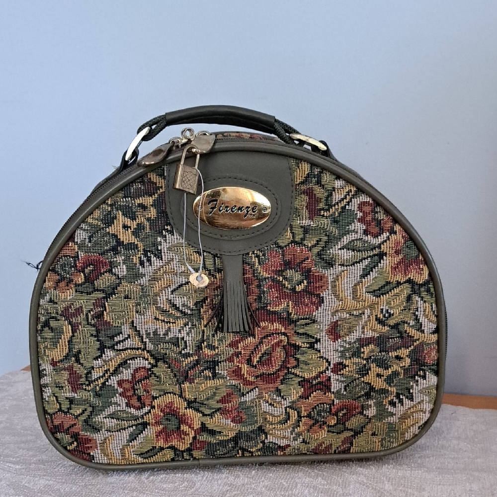Vintage Firenzy Luggage Tapestry Floral Cosmetics Train Case